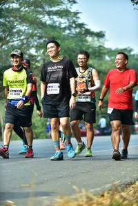 BIB: 84086, 84130, 475
                            <button type="button" onclick="openModal(10123640)" class="btn btn-primary btn-sm float-right btn-popup" data-toggle="modal" data-target=".modal-high-quality">
                        <i class="fas fa-shopping-cart"></i> Add to Cart
                    </button>
                                            <button type="button" onclick="isThisMe(10123640, true)" class="btn btn-success btn-sm float-right btn-popup btn-isme hidden" data-toggle="tooltip" data-placement="bottom" title="นี่คือรูปของคุณใช่ไหม คลิกที่นี่เพื่อเอาเข้าอัลบั้ม">
                        <i class="fas fa-plus"></i> Add to album
                    </button>
                    <button type="button" onclick="isThisMe(10123640, false)" class="btn btn-warning btn-sm float-right btn-popup btn-isnotme hidden">
                        <i class="fas fa-ban"></i> Remove from album
                    </button>